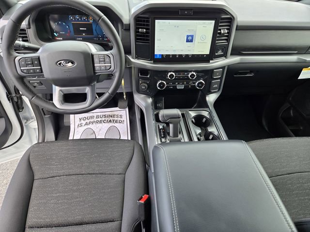 New 2026 Ford F150 XLT w/ XLT Black Appearance Package AWD/4WD image 19