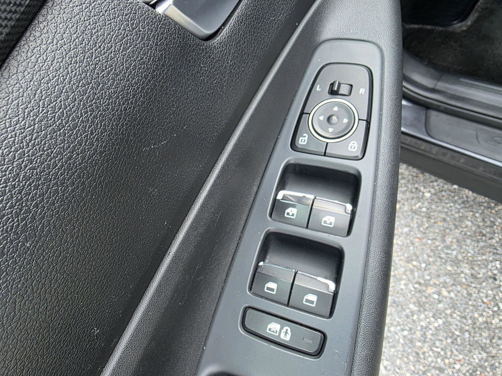 Used 2022 Hyundai Santa Fe SEL image 10