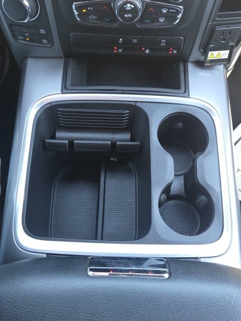Used 2022 RAM 1500 Classic Warlock AWD/4WD image 31