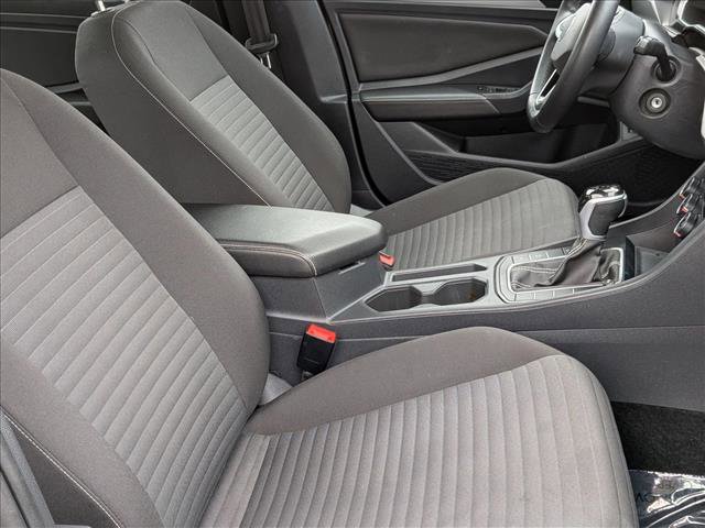 Used 2024 Volkswagen Jetta S image 19