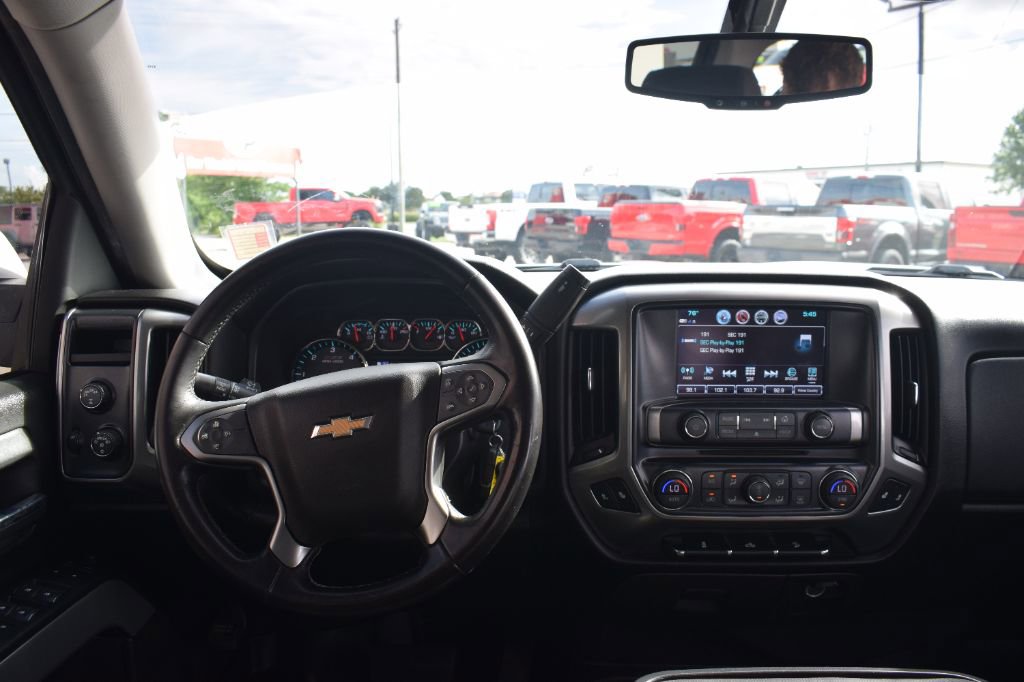 Used 2018 Chevrolet Silverado 1500 LT w/ All Star Edition AWD/4WD image 19
