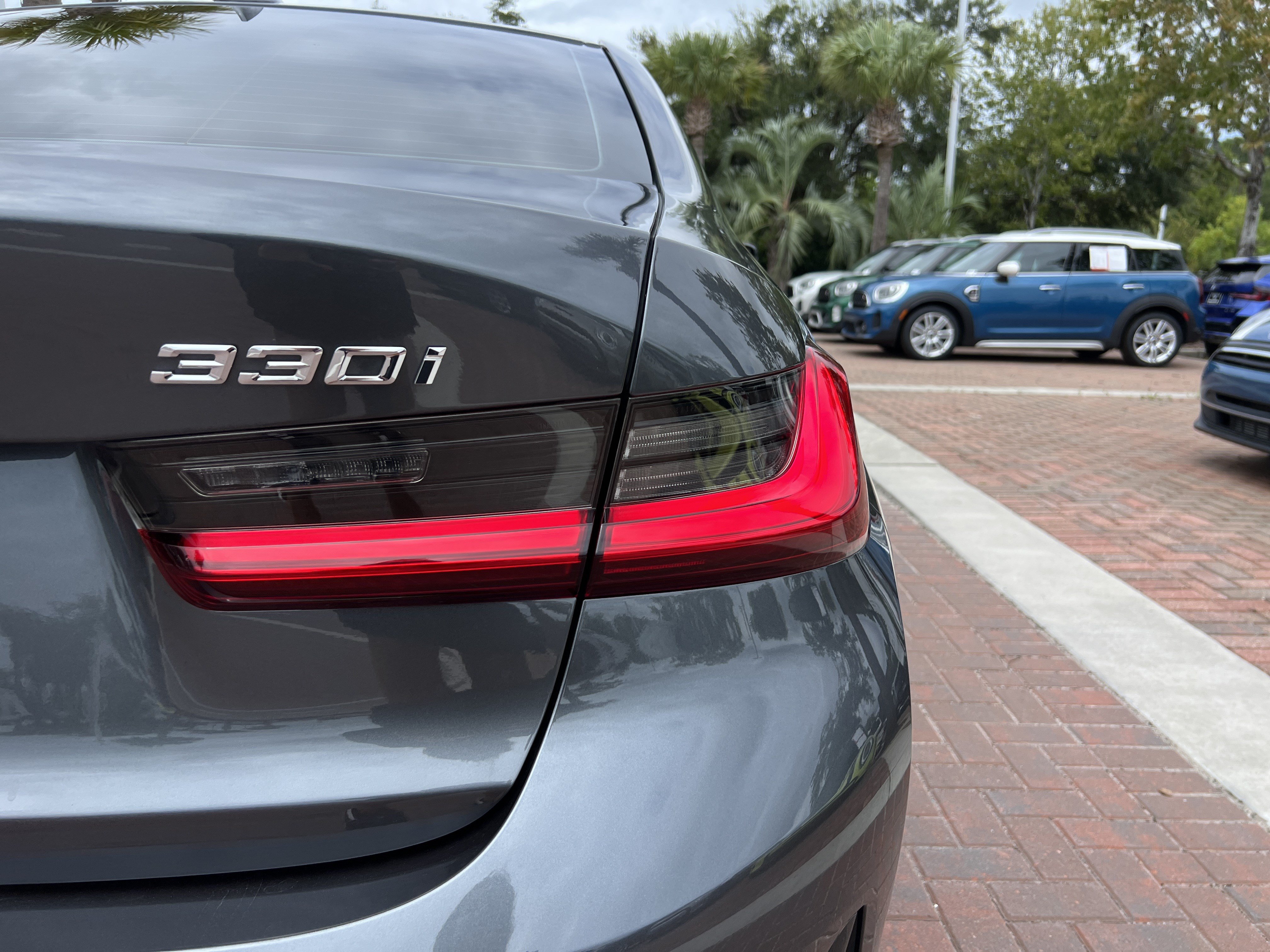 Used 2021 BMW 330i Sedan w/ Driving Assistance Package RWD image 42