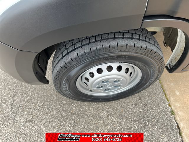 Used 2025 RAM ProMaster 2500 w/ Convenience Group FWD image 19