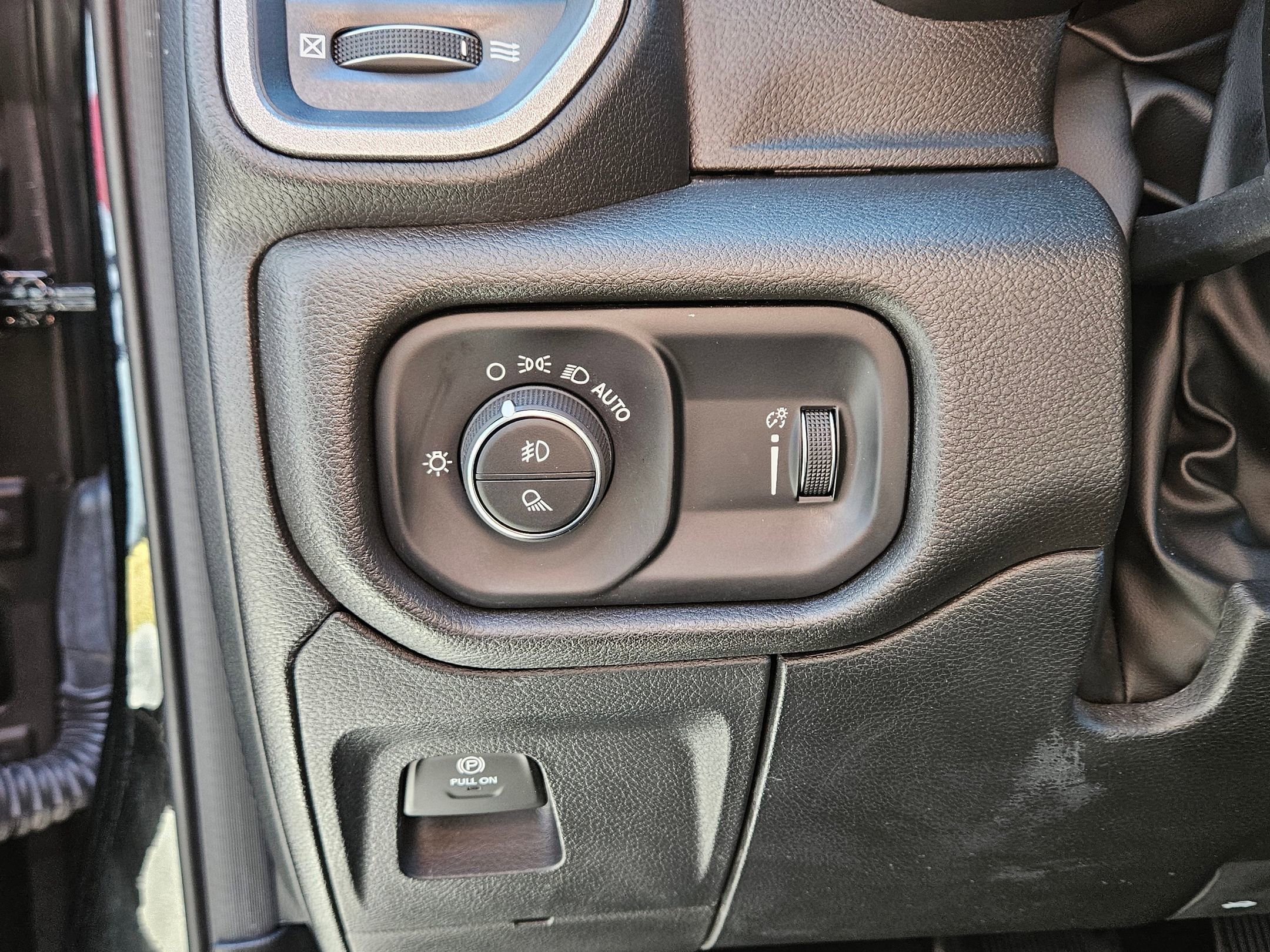 Used 2023 RAM 1500 Tradesman image 19