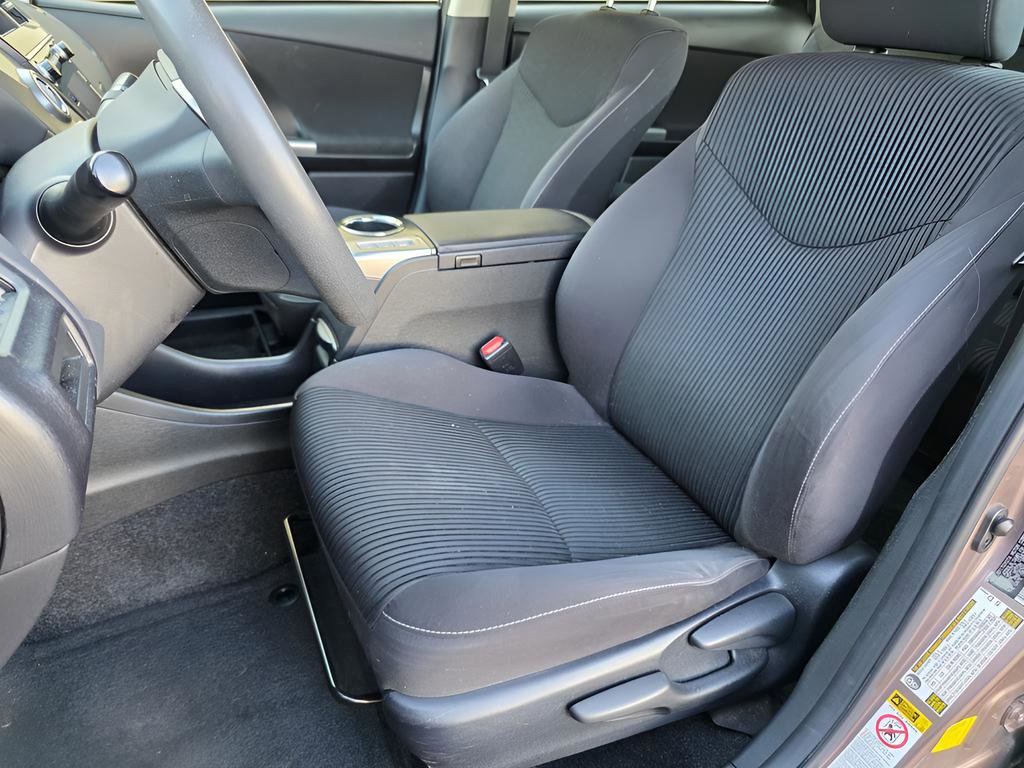 Used 2015 Toyota Prius V Two image 18