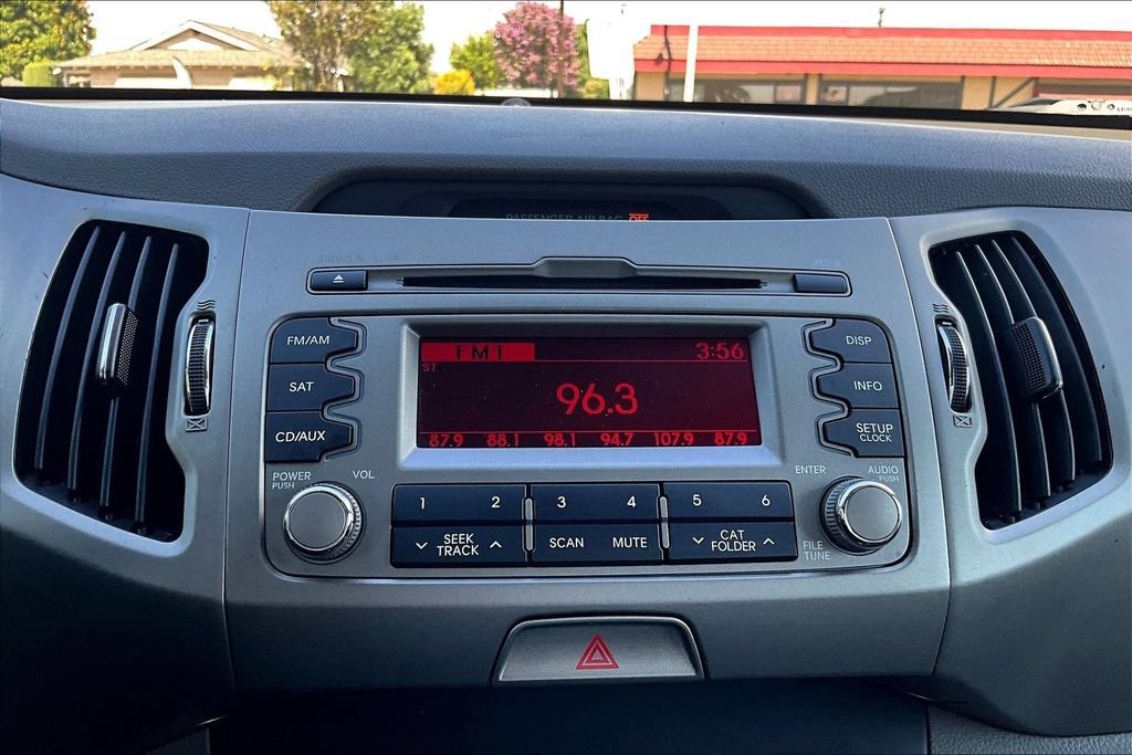 Used 2011 Kia Sportage LX w/ Convenience Pkg FWD image 16