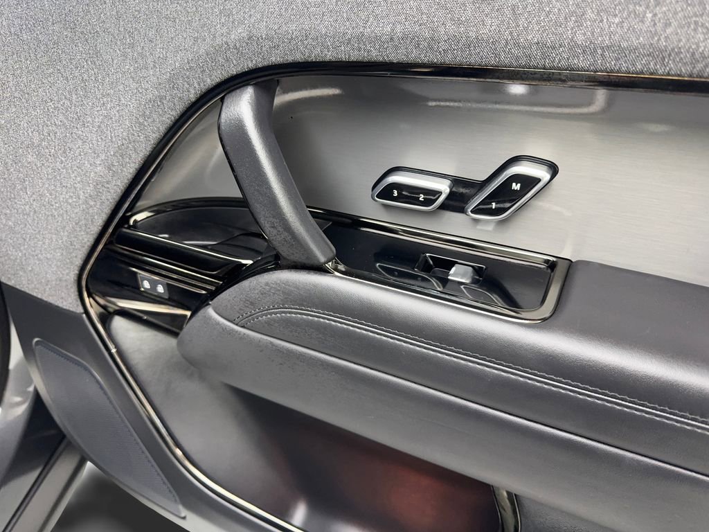 Used 2024 Land Rover Range Rover Sport SE image 46