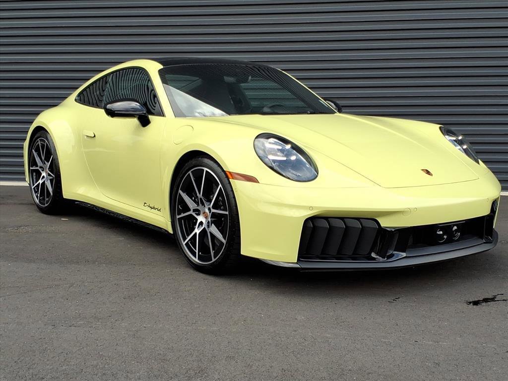 Certified 2025 Porsche 911 Carrera 4 GTS image 33