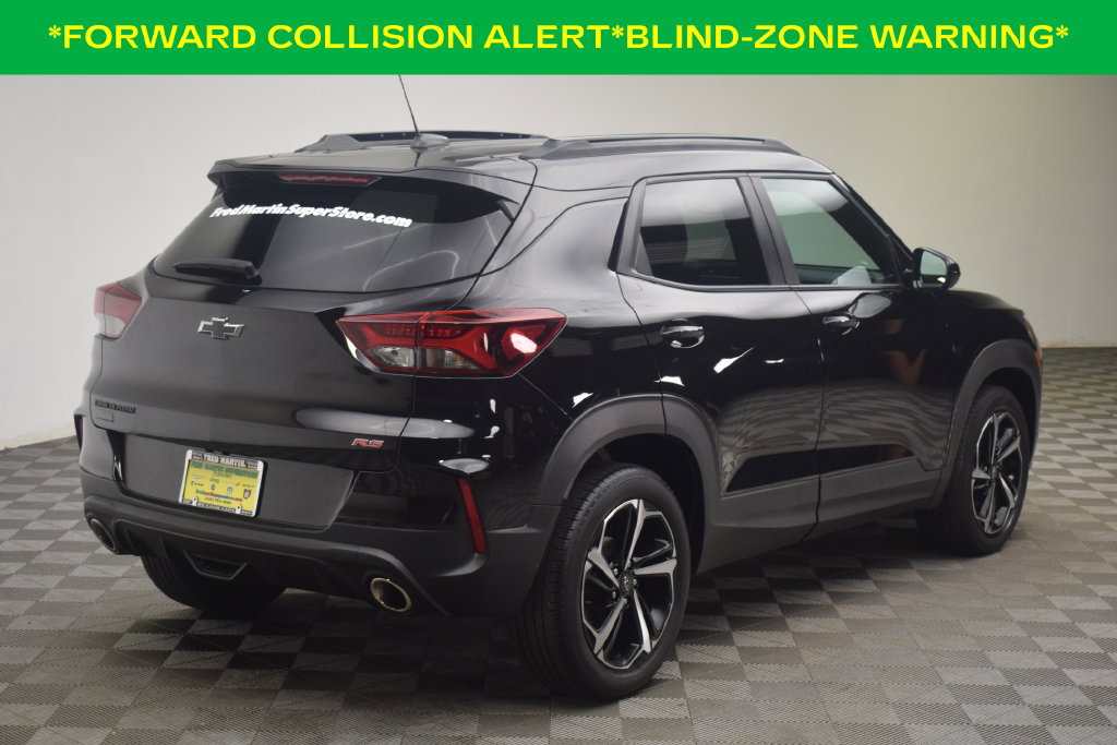 Used 2023 Chevrolet TrailBlazer RS w/ Convenience Package FWD image 5
