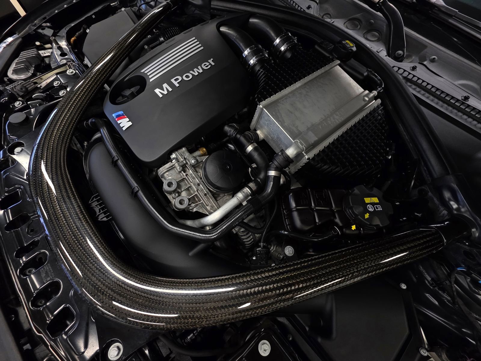 Used 2018 BMW M4 Coupe RWD image 37