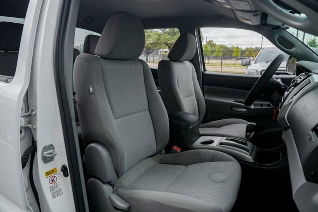 Used 2013 Toyota Tacoma PreRunner w/ SR5 Pkg image 34