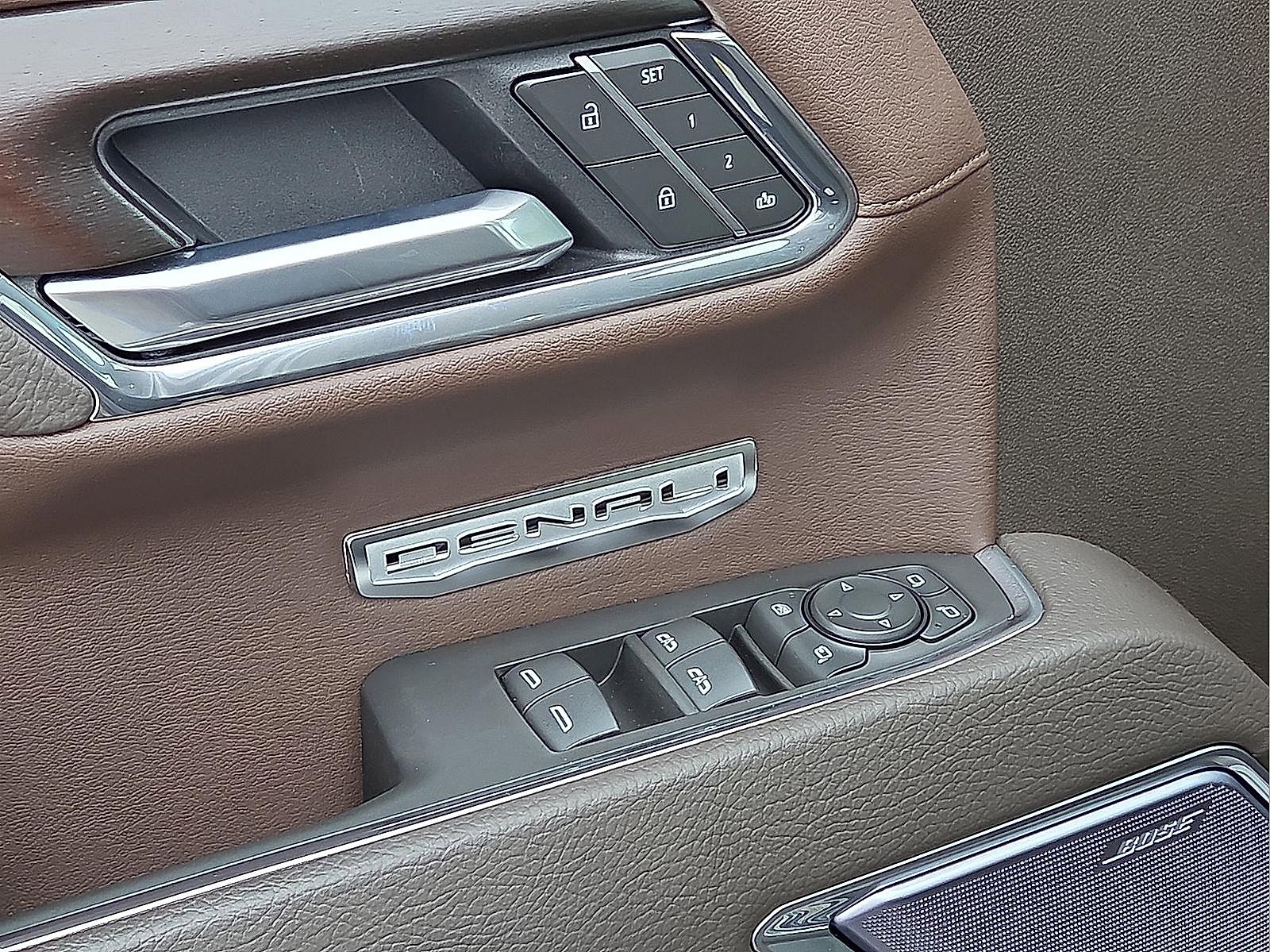 Used 2025 GMC Sierra 1500 Denali w/ Denali Reserve Package image 13