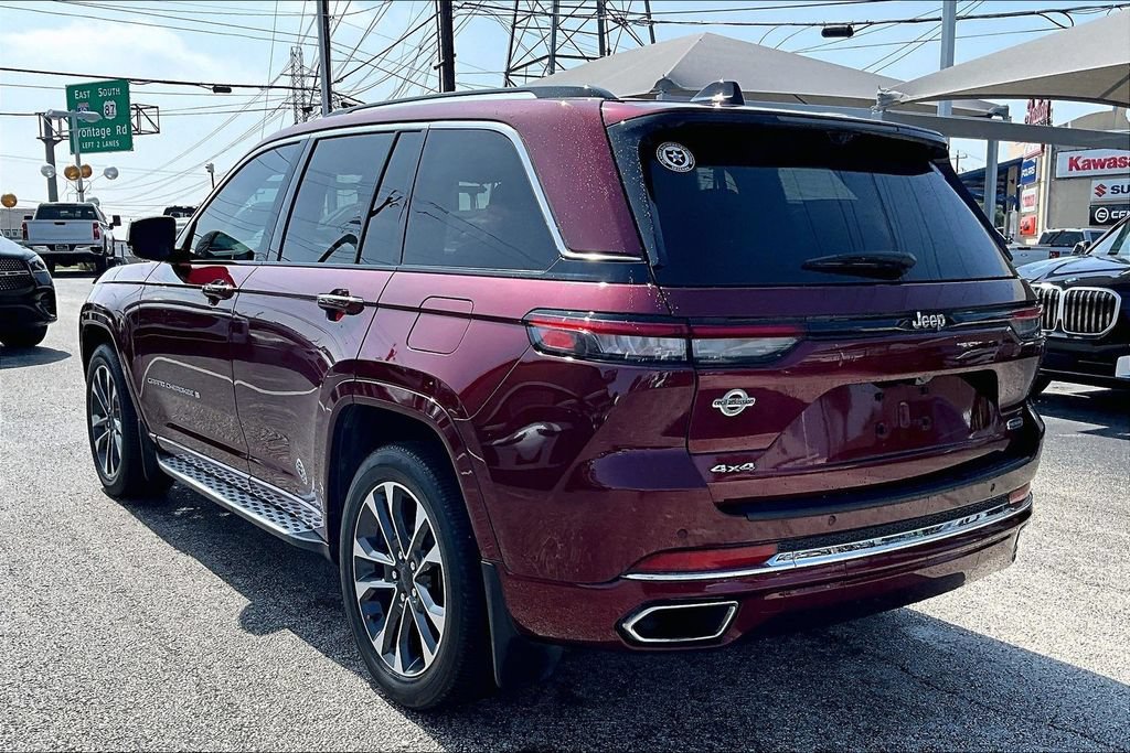Used 2023 Jeep Grand Cherokee Overland w/ Adv Protech Group III AWD/4WD image 8