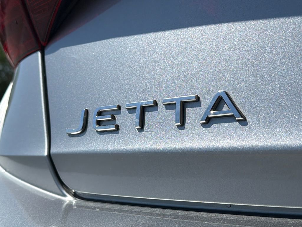 Used 2024 Volkswagen Jetta S image 15
