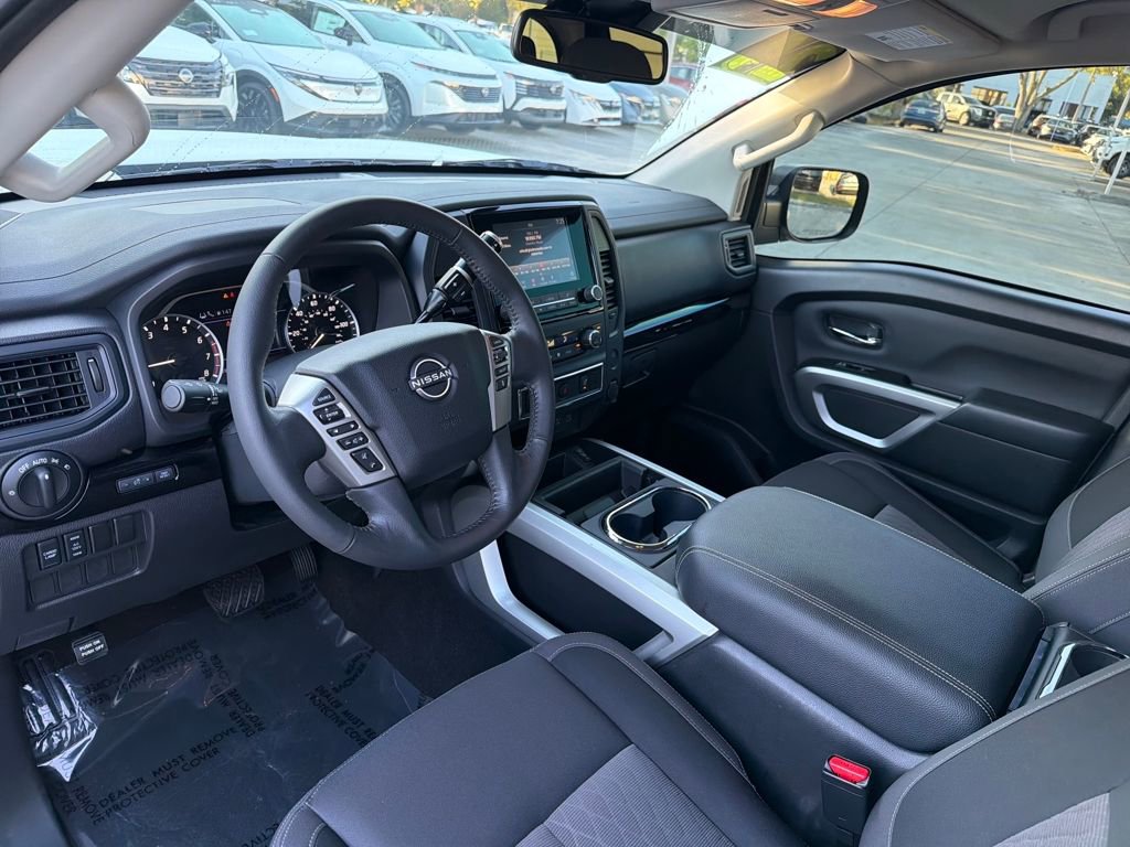 Certified 2024 Nissan Titan SV w/ SV Convenience Package image 14