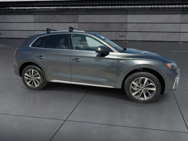 Used 2024 Audi Q5 2.0T Premium w/ Convenience Package AWD/4WD image 9