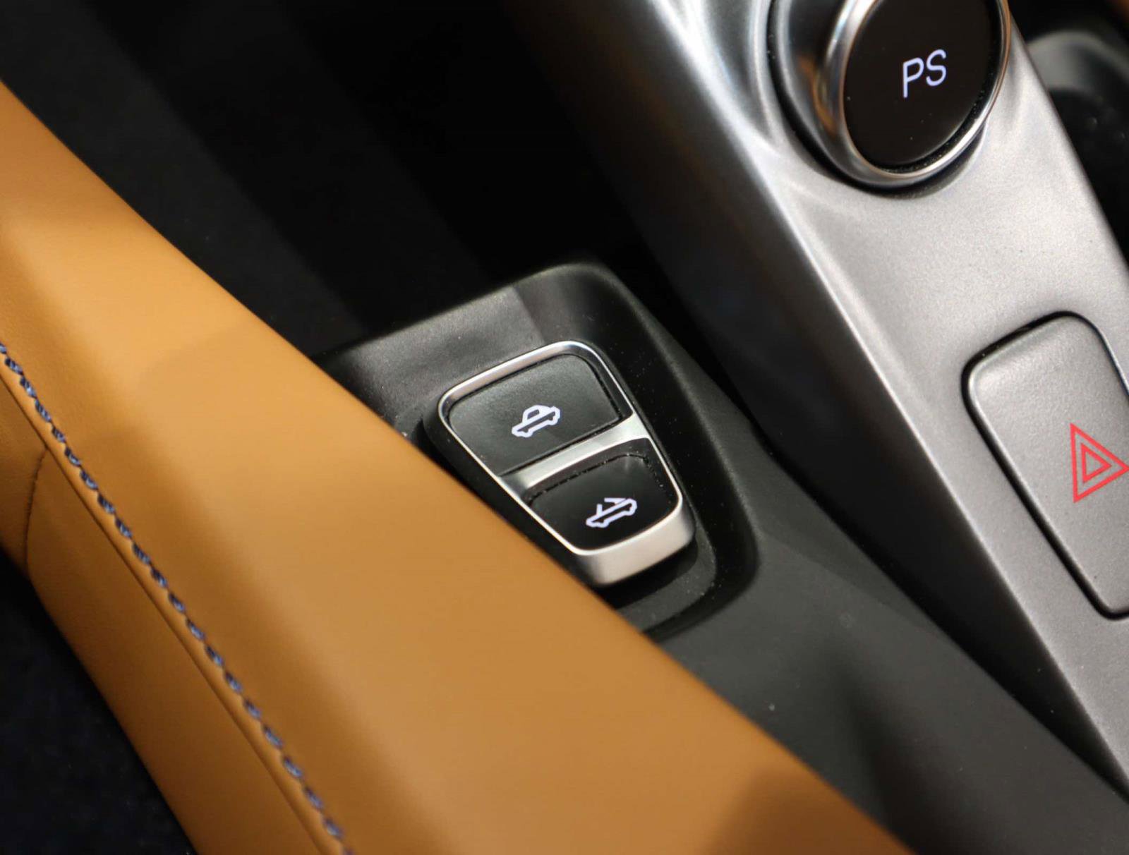 Certified 2022 Ferrari Portofino M image 45