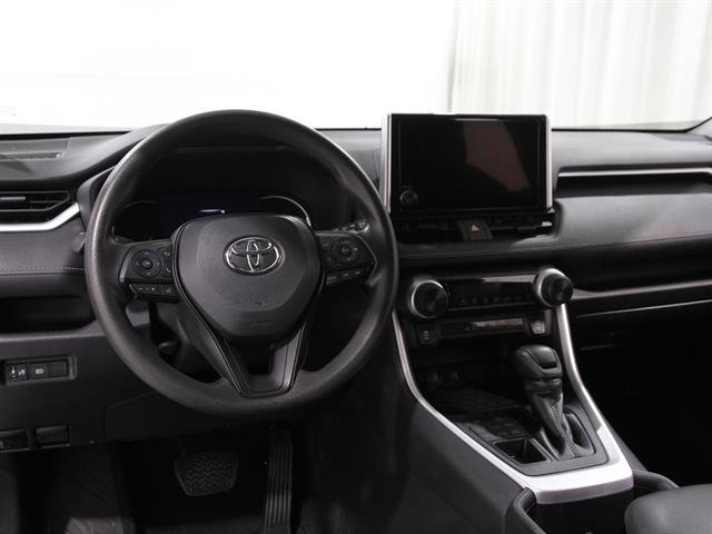 Used 2024 Toyota RAV4 LE image 6