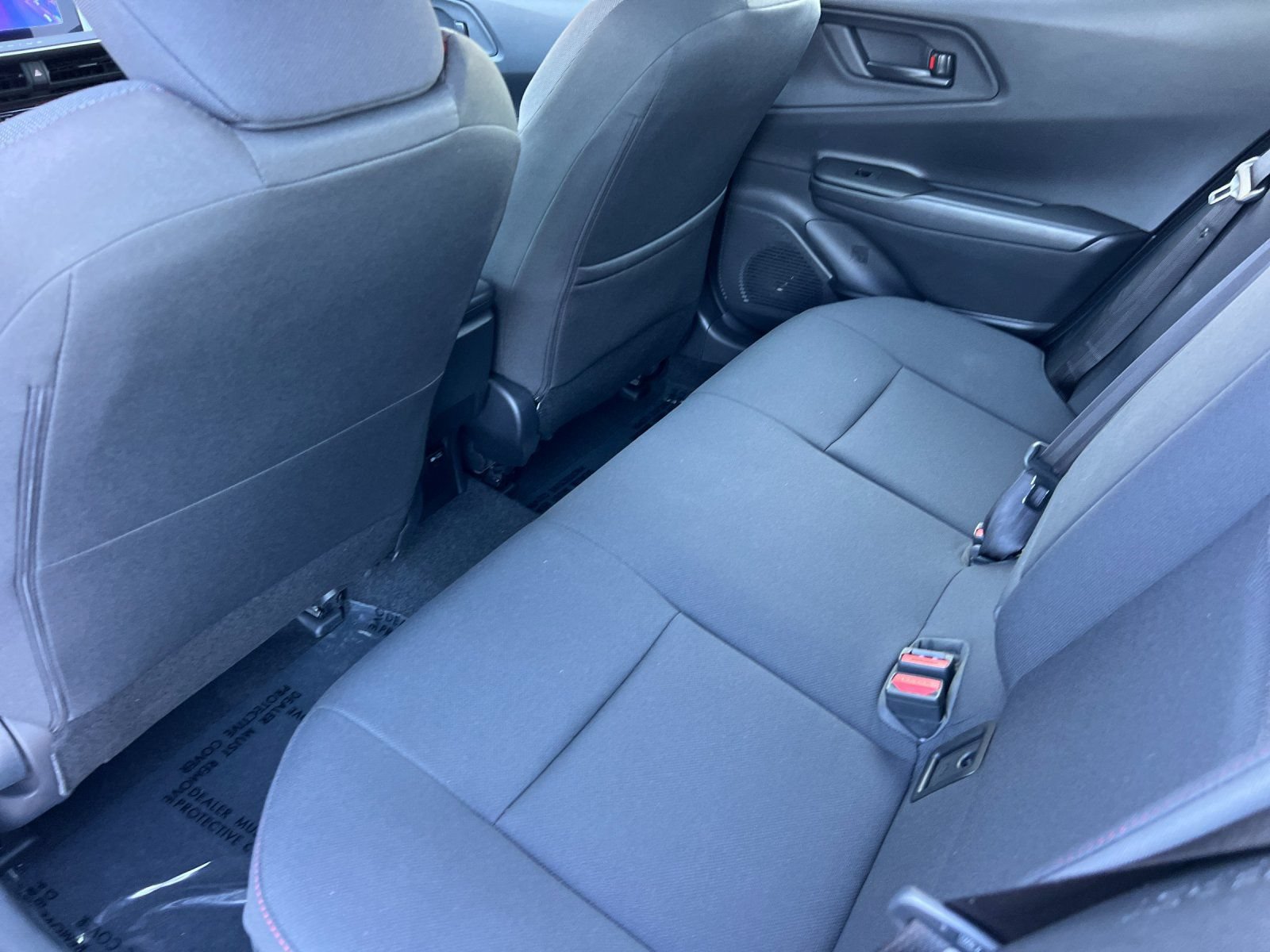 Used 2025 Toyota Prius Plug-In Hybrid FWD image 11