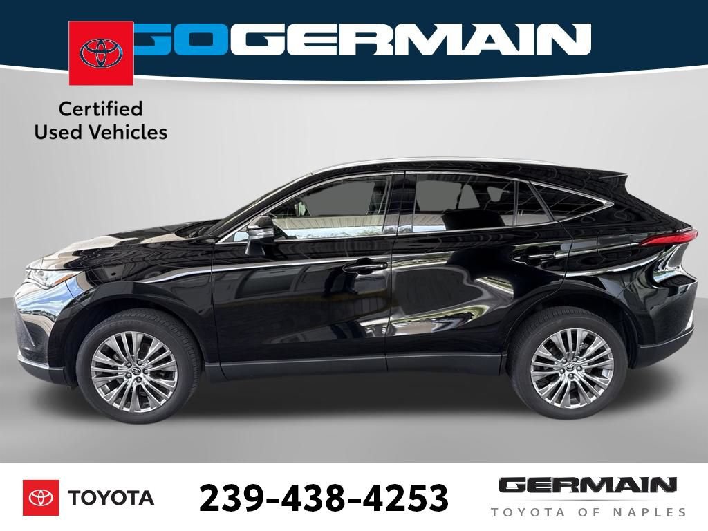 Used 2022 Toyota Venza XLE AWD/4WD image 2