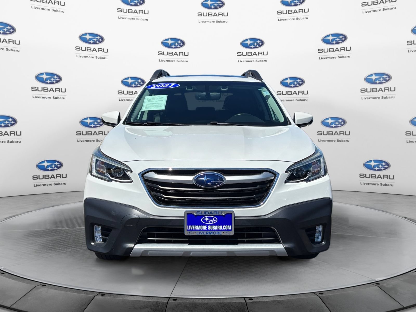 Used 2021 Subaru Outback Limited w/ Popular Package #2 AWD/4WD image 8