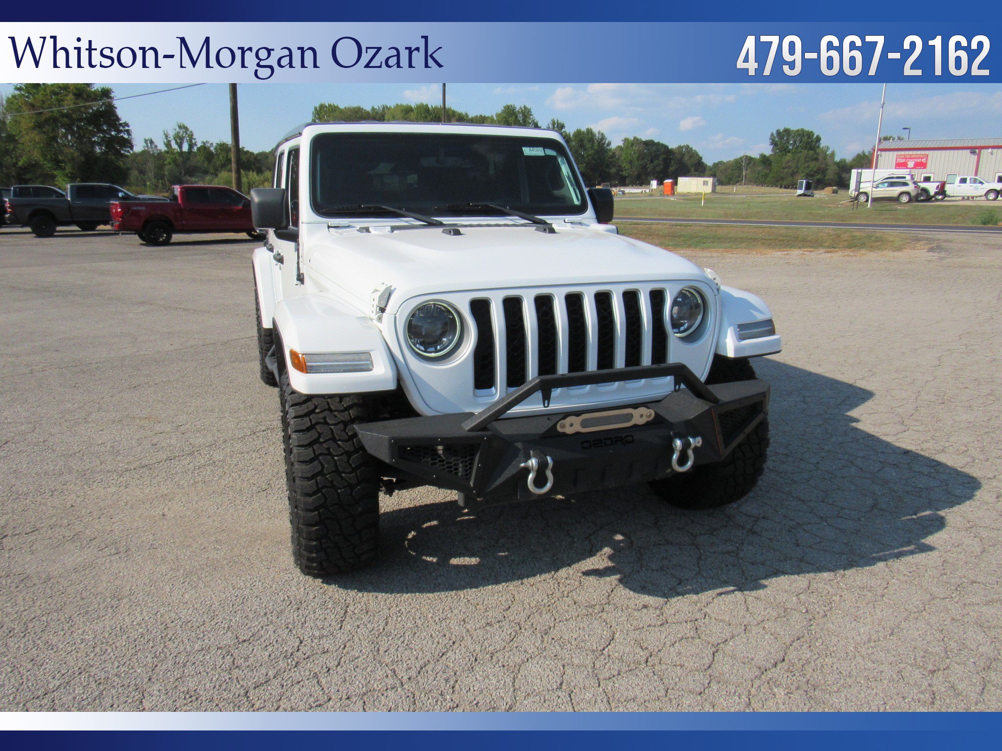 Used 2023 Jeep Wrangler Unlimited Sahara AWD/4WD image 25