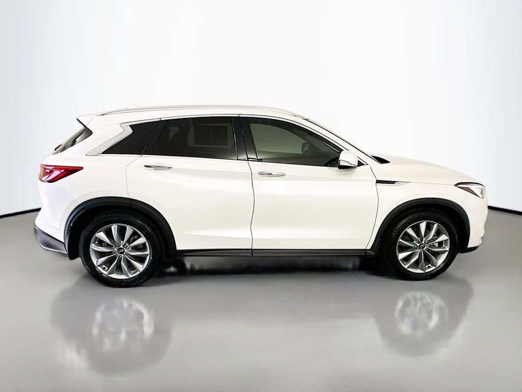 Used 2021 INFINITI QX50 Luxe image 8