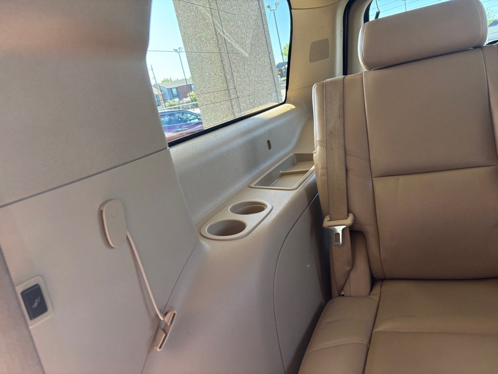 Used 2013 GMC Yukon XL Denali AWD/4WD image 37