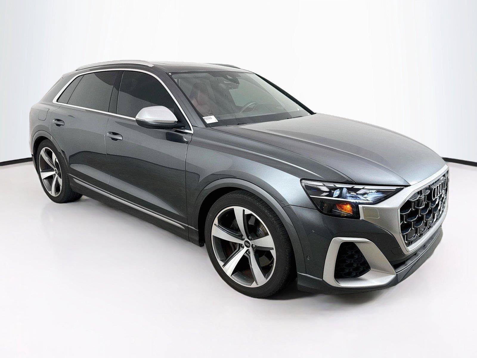 Used 2024 Audi SQ8 Prestige AWD/4WD image 7