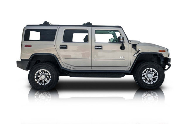 Used 2003 HUMMER H2 w/ Preferred Equipment Group AWD/4WD image 2