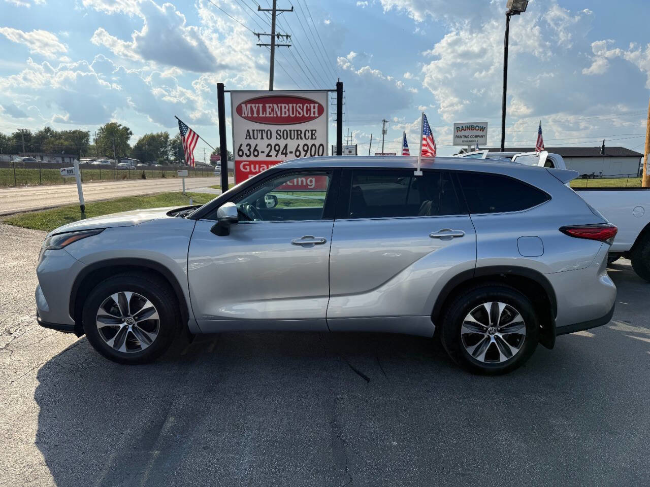 Used 2022 Toyota Highlander XLE video 1
