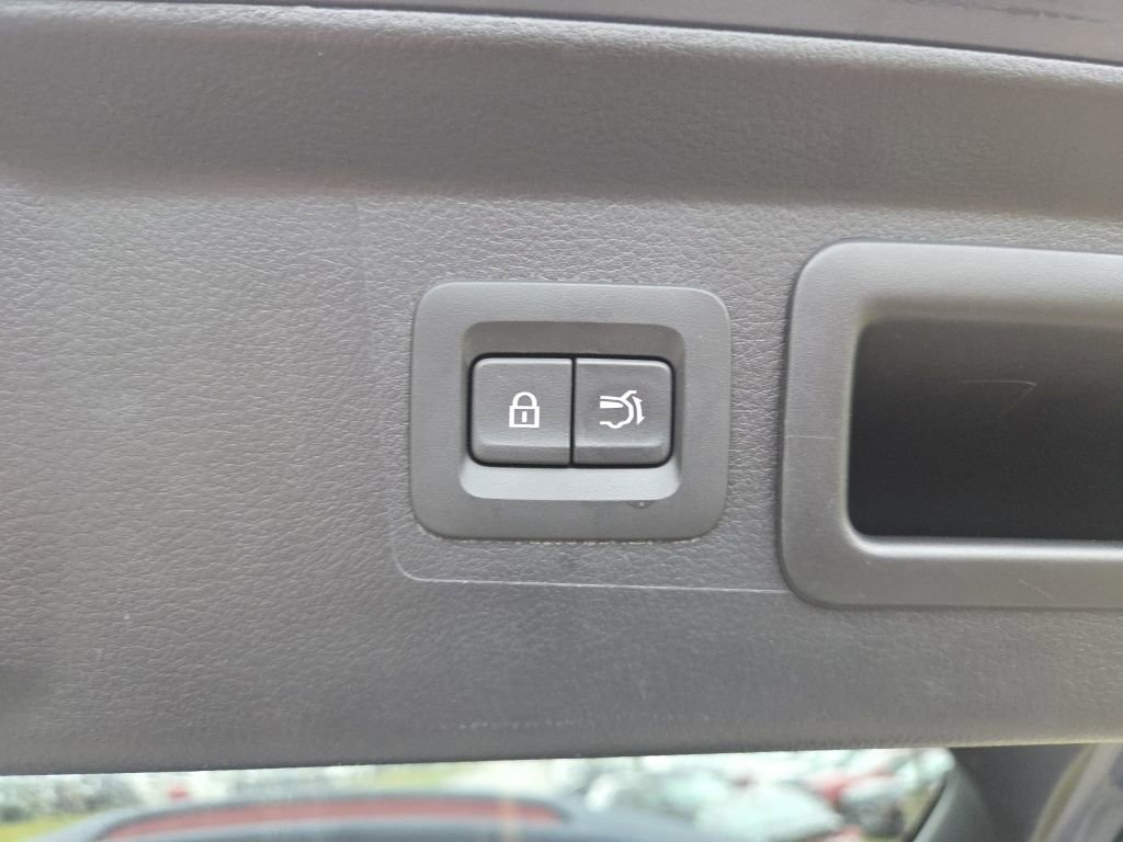 Certified 2025 MAZDA CX-50 AWD 2.5 S w/ Preferred Package image 11