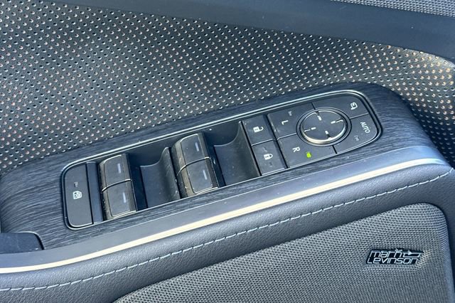 Used 2024 Lexus GX 550 w/ Accessory Package (31) AWD/4WD image 11