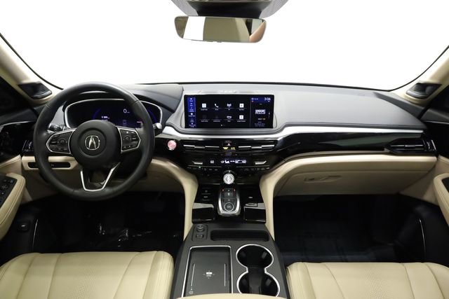 Used 2025 Acura MDX SH-AWD w/ Technology Package image 16