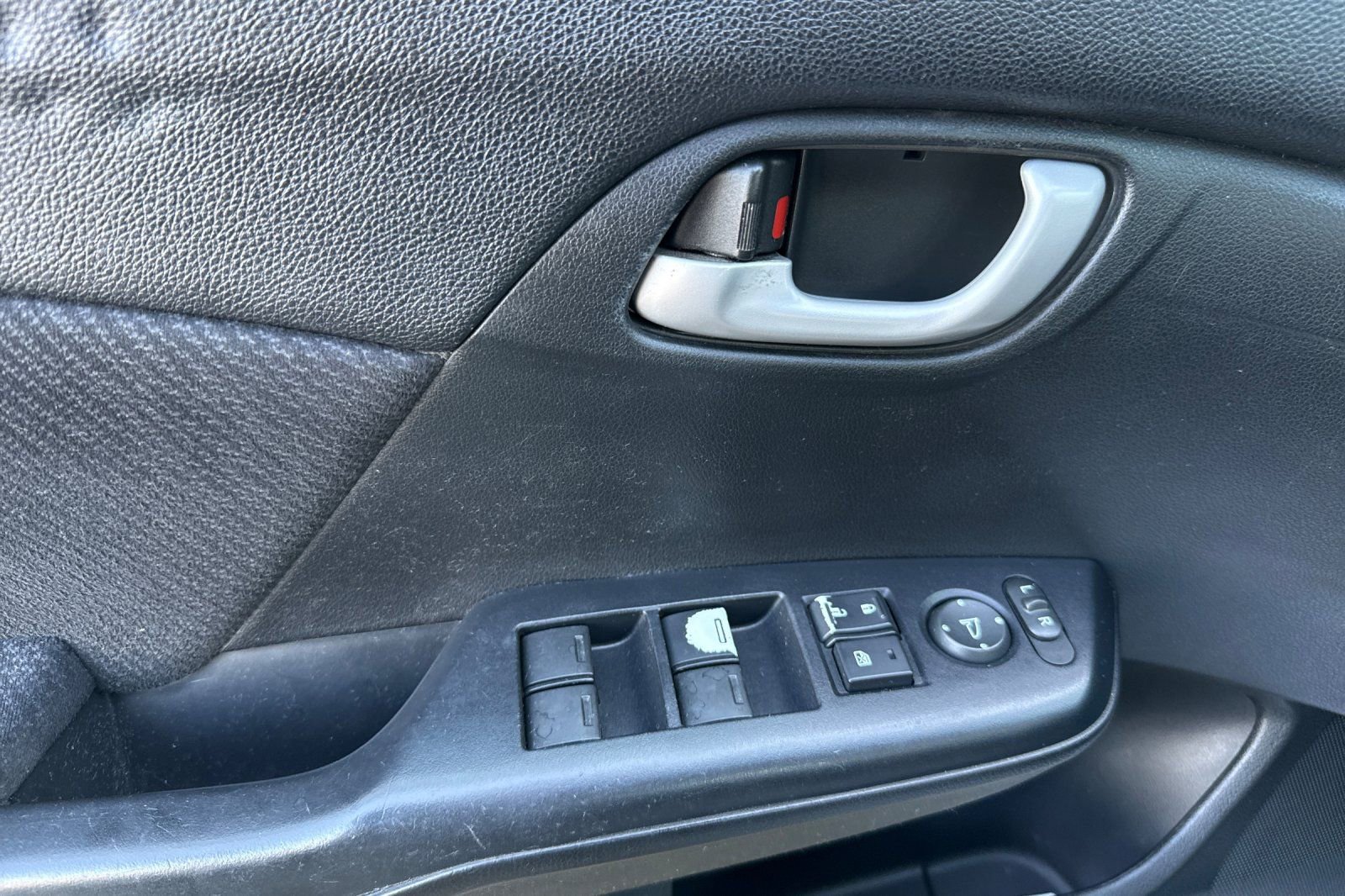 Used 2013 Honda Civic LX image 12