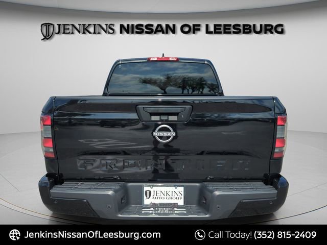 Certified 2025 Nissan Frontier SV image 7