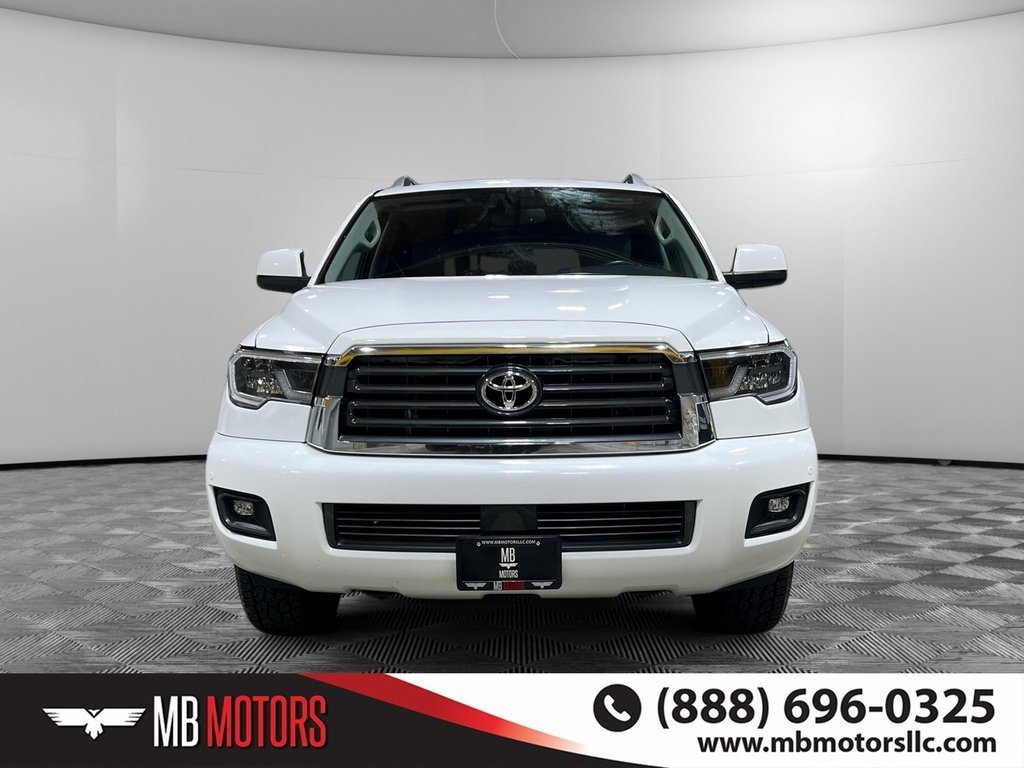 Used 2021 Toyota Sequoia SR5 w/ Premium Package image 10