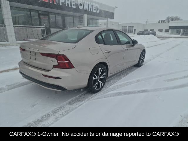 Used 2024 Volvo S60 B5 Core image 5