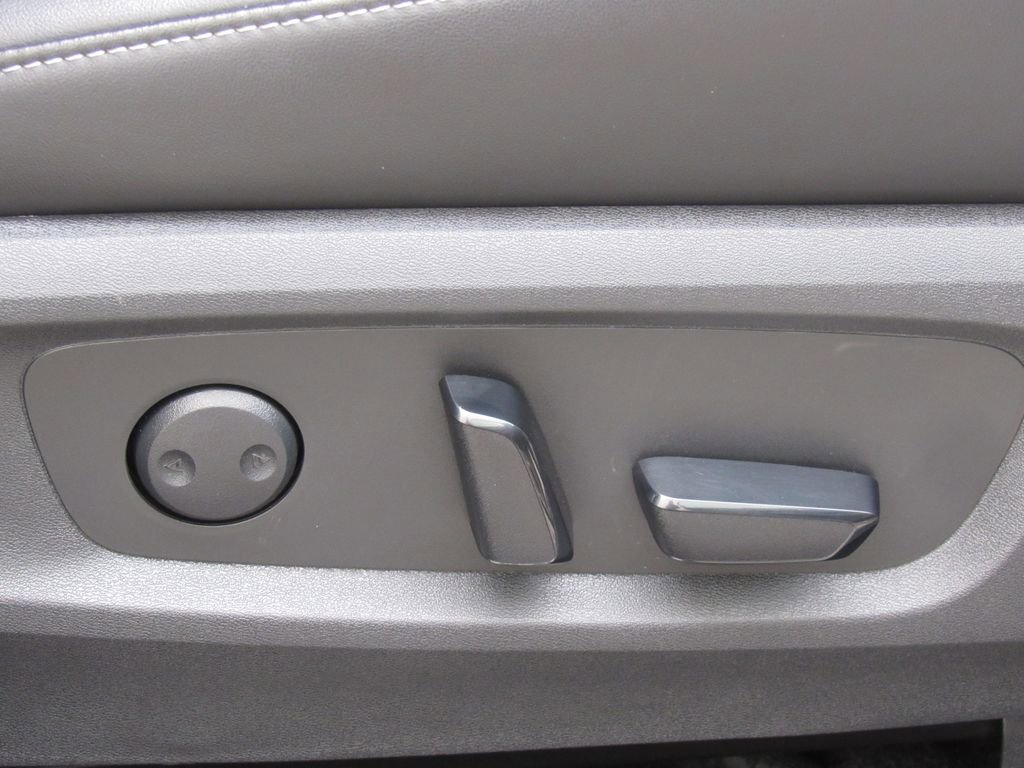 Used 2025 INFINITI QX60 Luxe image 21