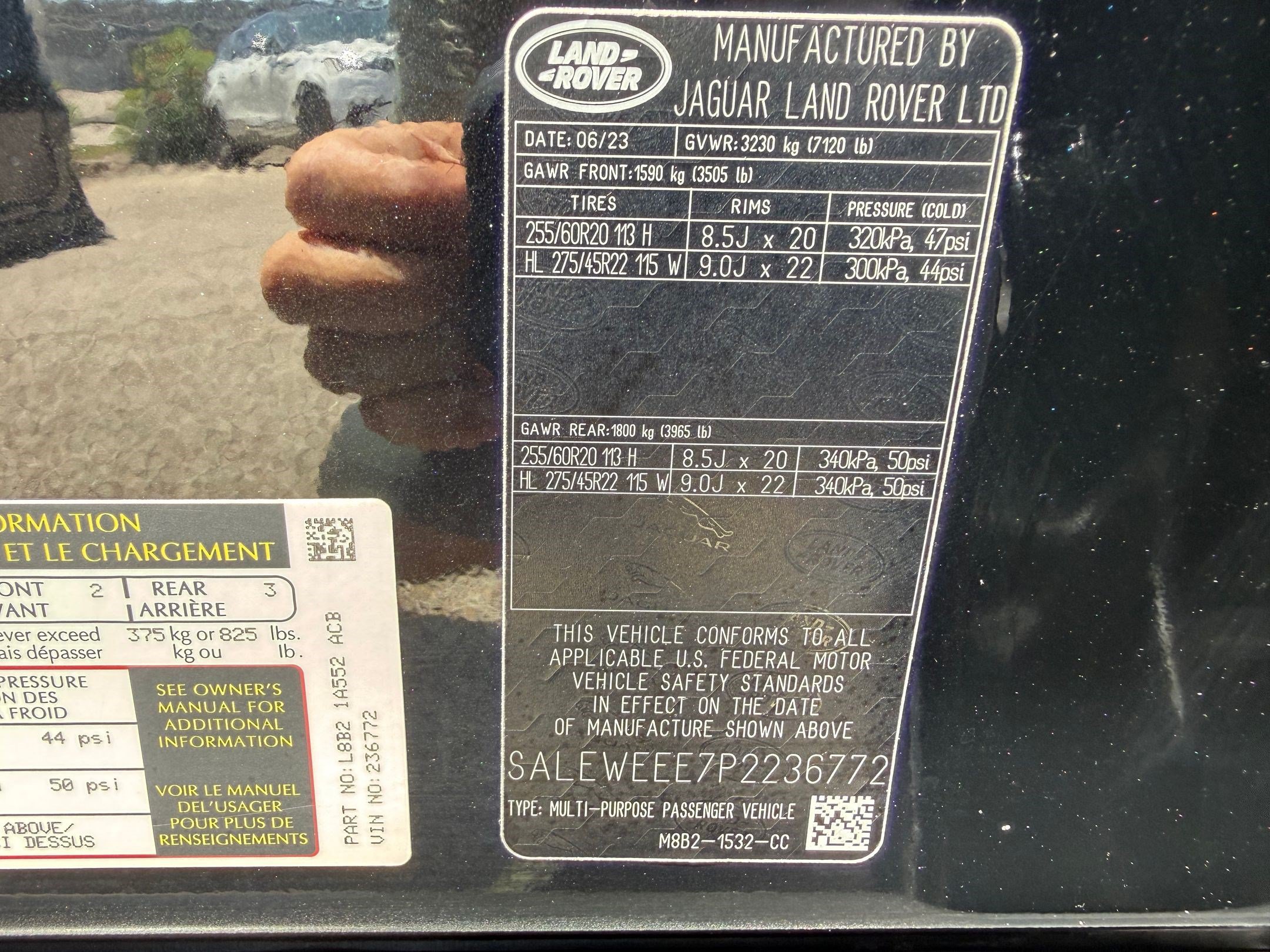Used 2023 Land Rover Defender 110 V8 AWD/4WD image 34