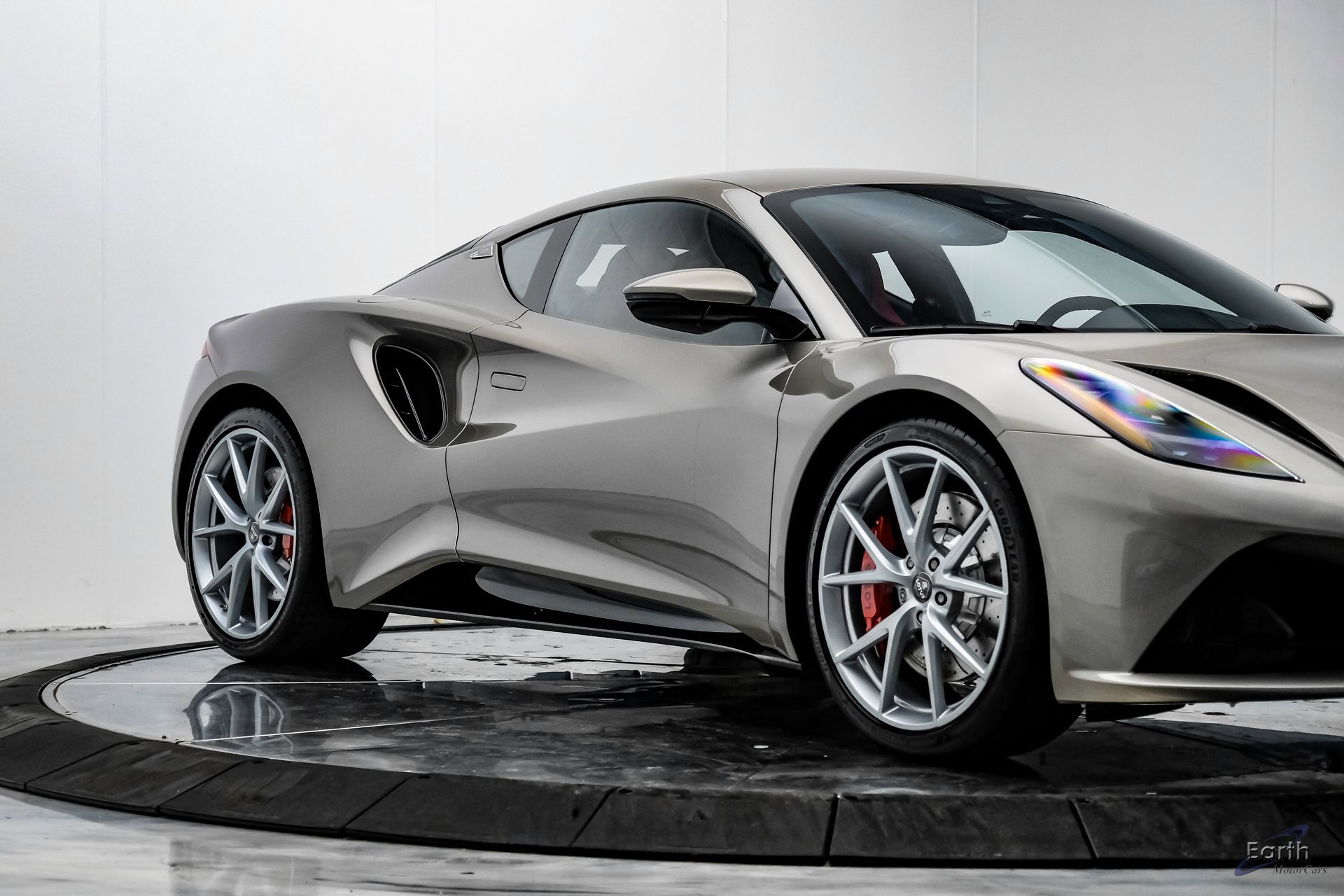 New 2026 Lotus Emira SE image 26