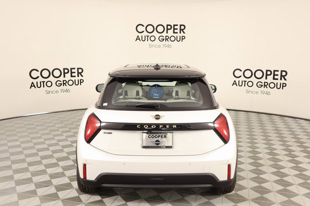 New 2025 MINI Cooper 2-Door Hardtop image 22