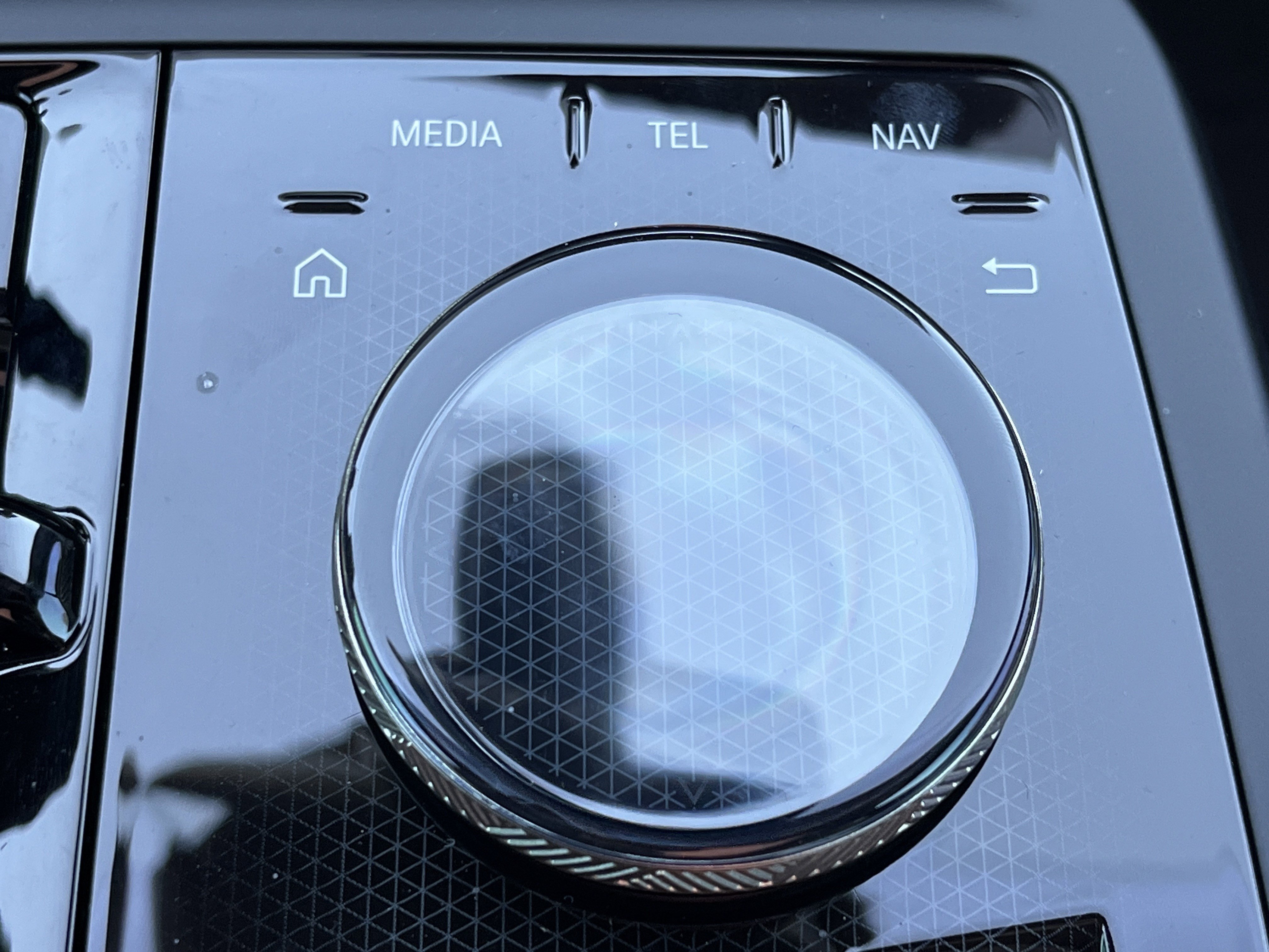 New 2026 BMW iX xDrive45 image 8