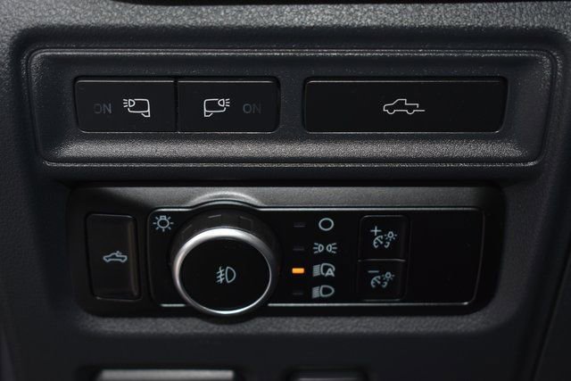 Used 2023 Ford F150 Lariat w/ Equipment Group 502A High image 18