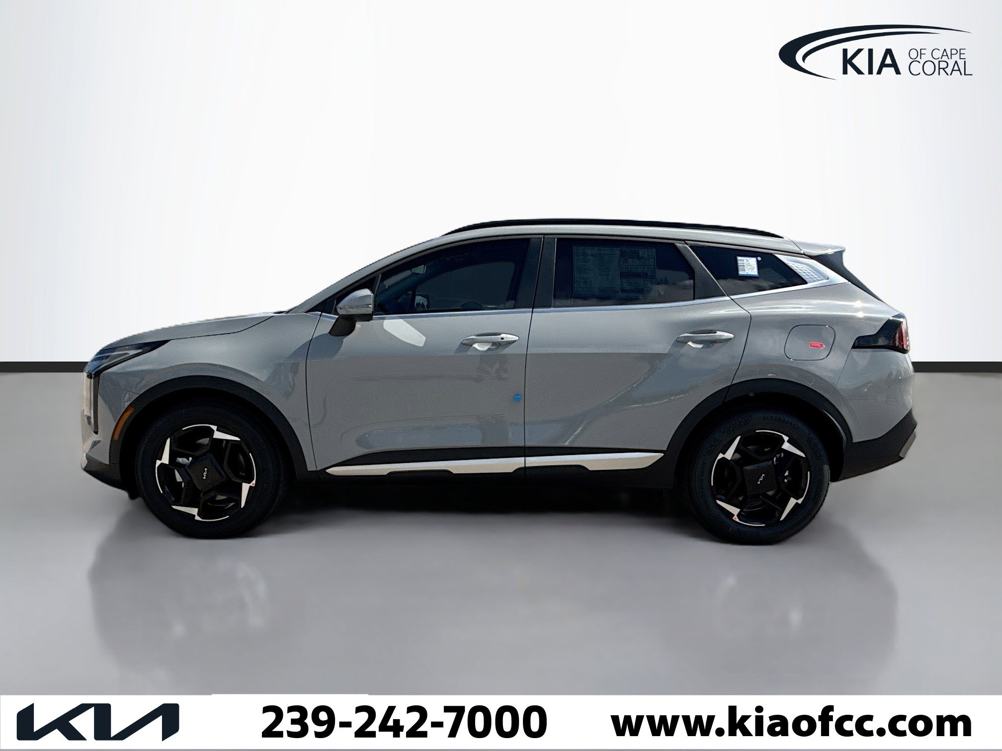New 2026 Kia Sportage EX FWD image 3