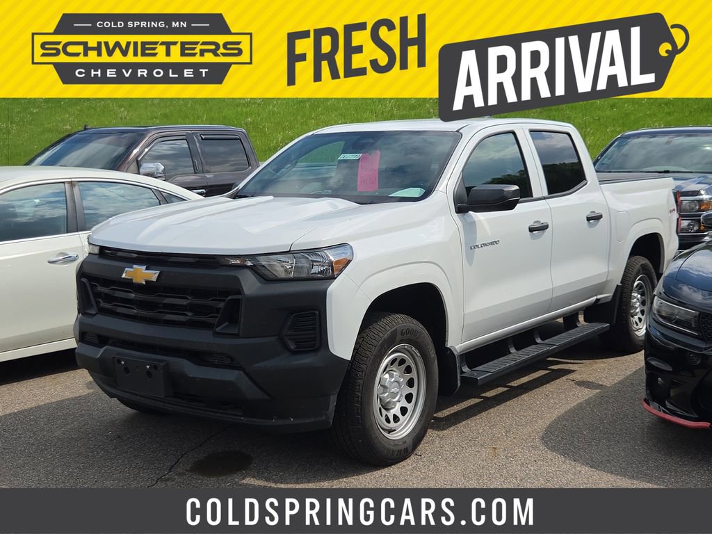 Used 2026 Chevrolet Colorado W/T w/ Advanced Trailering Package AWD/4WD image 1
