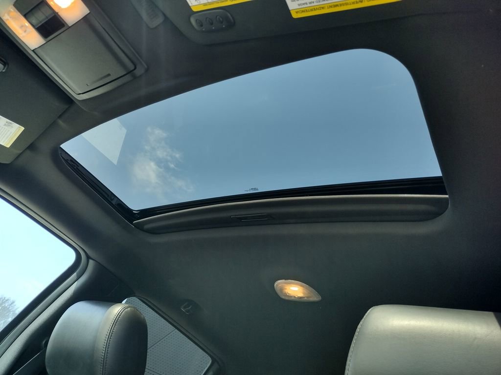 Used 2013 Ford F150 Platinum image 5