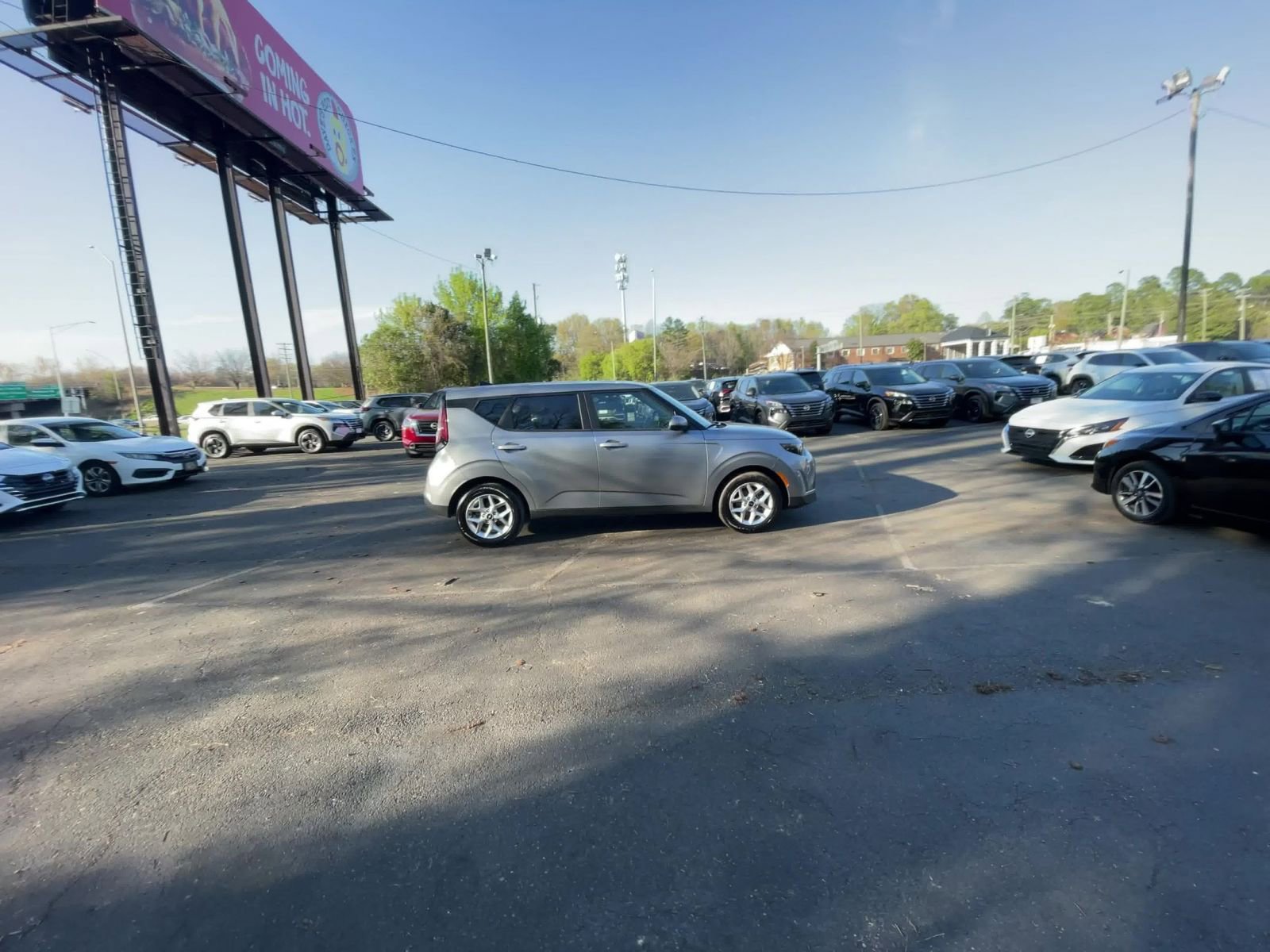 Used 2025 Kia Soul LX w/ LX Technology Package image 16