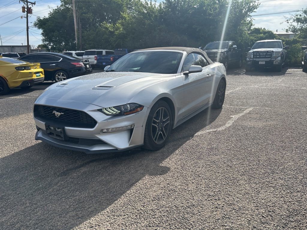 Used 2018 Ford Mustang Premium RWD image 2