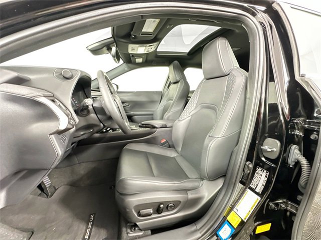 Used 2022 Lexus UX 250h 250h Base image 4